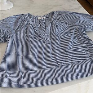 XiRENA Navy and White Striped Blouse